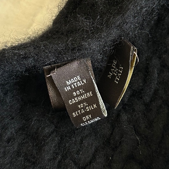 Loro Piana Black Cashmere Fringe Maidar Scarf - Picture 4 of 5